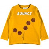 Bluză de bumbac cu mânecă lungă pentru copii, cu imprimeu baschet, galben Name it 102529 