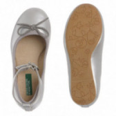 Pantofi balerine cu o curea în jurul gleznei, pentru fete, gri Benetton 135438 3