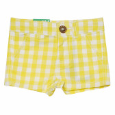 Pantaloni scurți cu imprimeu în carouri, pentru o fată, multicolor Benetton 164813 