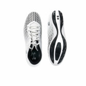 Pantofi pentru fotbal alb-negru, cu șireturi albe UNDER ARMOUR 16756 3