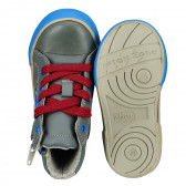 Pantofi înalți cu șireturi roșii pentru băieți, gri Chicco 170056 3