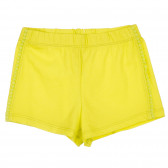 Pantaloni scurți din bumbac cu margine decorativă, galben Benetton 221596 