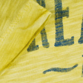 Tricou din bumbac cu inscripție, galben Benetton 224715 4