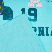 Tricou din bumbac cu aplicații și inscripție, albastru deschis Benetton 224725 3