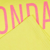 Tricou din bumbac cu inscripție din brocart, de culoare galbenă Benetton 224869 3