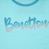 Tricou din bumbac cu inscripție din brocart, de culoare albastru deschis Benetton 225569 2