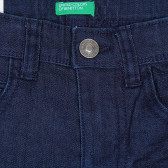 Pantaloni scurți din denim, pe albastru Benetton 225708 6