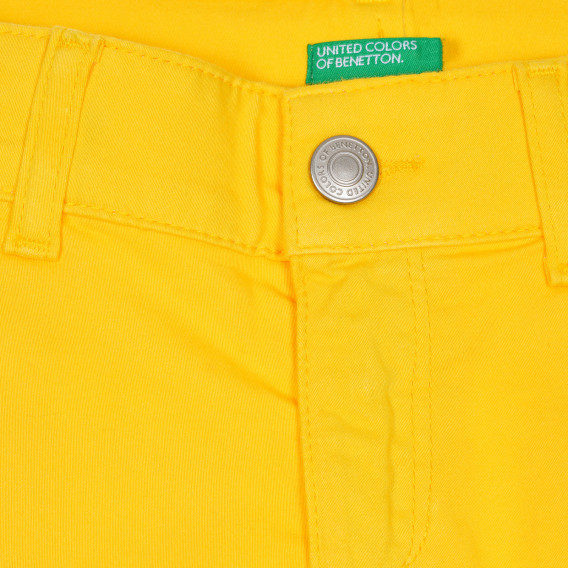 Pantaloni scurți cu capetele pliate, portocalii Benetton 232047 2