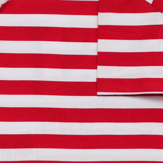 Tricou din bumbac cu inscripții, în dungi roșii albe Benetton 236580 2