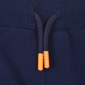 Pantaloni scurți din bumbac cu detalii portocalii, albaștri Guess 239121 2