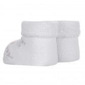 Șosete tricotate MOMY AND DADDY pentru un bebeluș, în alb Chicco 255897 3