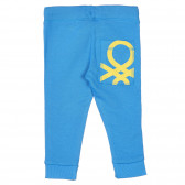 Pantaloni sport din bumbac cu accente galbene pentru bebeluș, albastru Benetton 260271 4