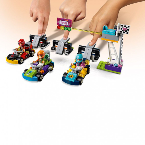 Constructor Ziua marii competiții cu 648 de piese Lego 41397 5