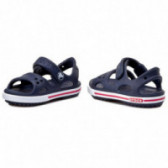 Sandale albastre cu dungă roșie, pentru băieți CROCS 45924 3