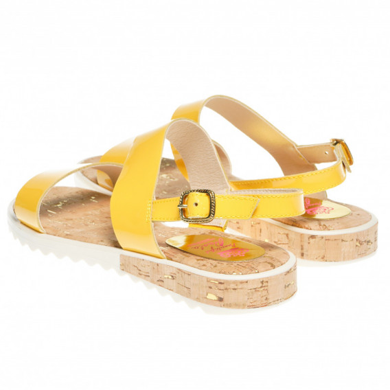 Sandale galbene cu un design simplu, pentru fete Paola 60875 2
