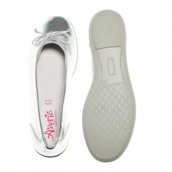 Pantofi pentru fete, argintii cu o fundiță de accent Averis Balducci 60897 3