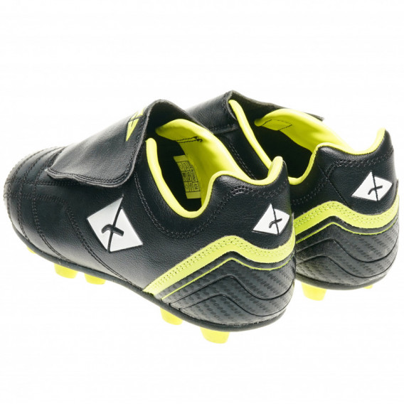 Pantofi de fotbal negri cu accente galbene și logo alb Athlitech 63310 2