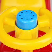 Mașină cu scaun și mânere, în roșu și galben Mochtoys 83465 7